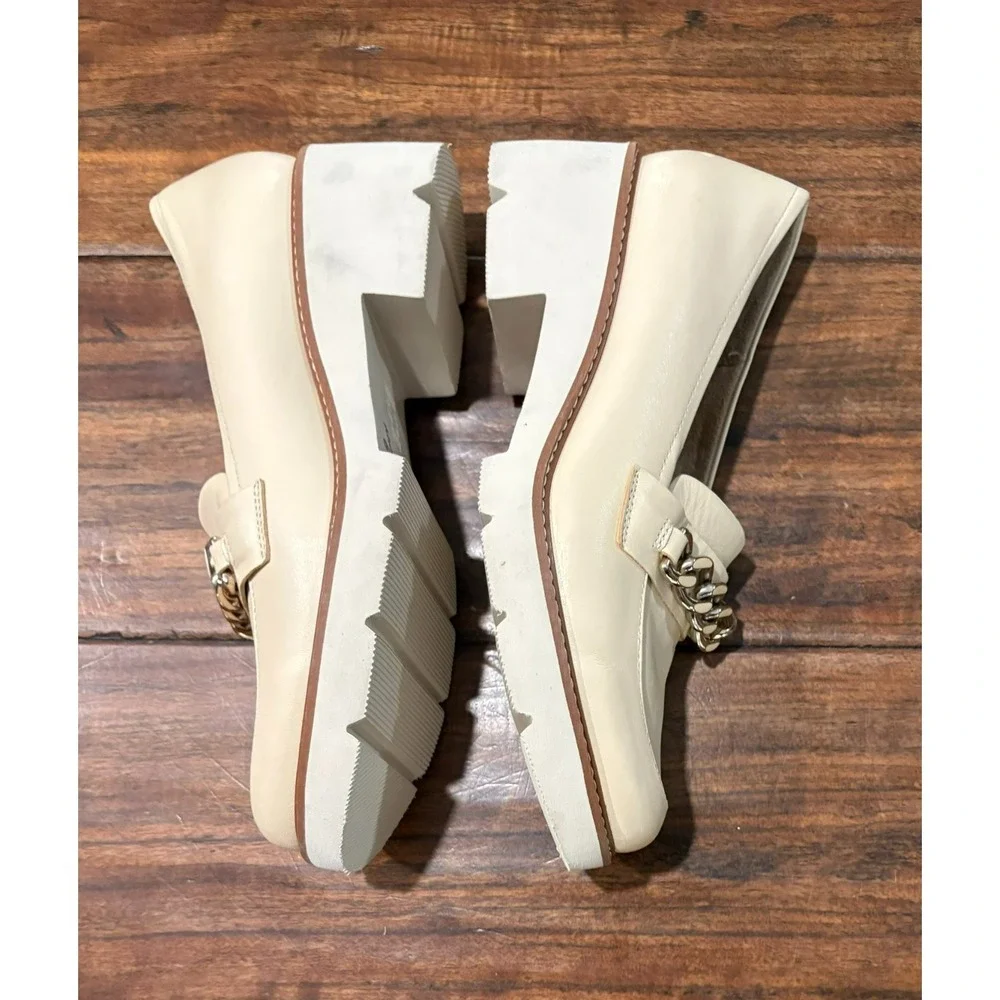 Naturalizer Women's Desi Loafers Vanilla Beige Leather Gold Chain Accent Size 9M